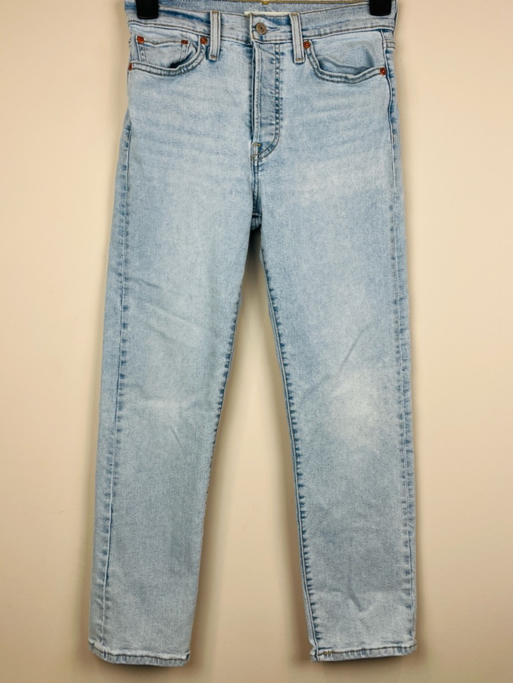 LEVI'S Premium Wedgie Straight Jeans Light Wash Size 28 - Picture 3 of 9